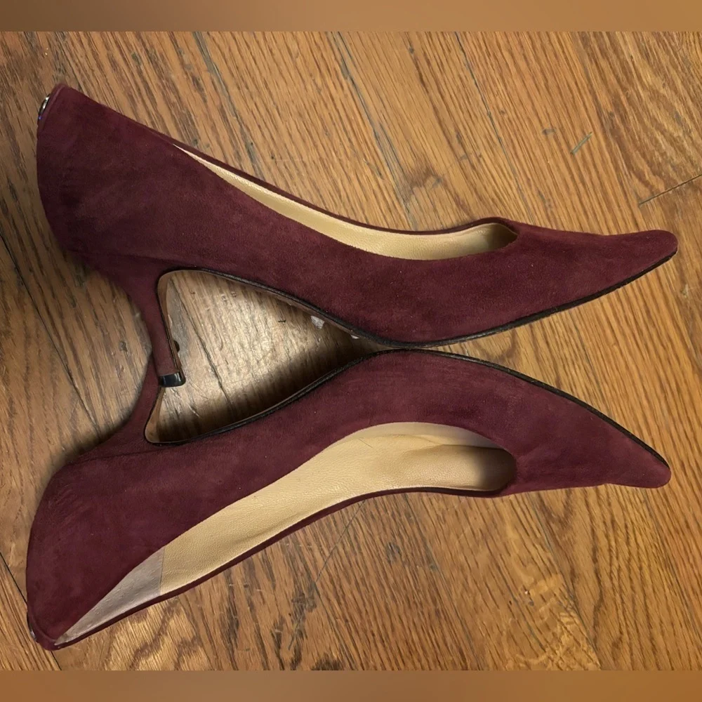 Ivanka Trump  Plum Suede Leather Closed Toe  Pointy Toe Heels size 6.5